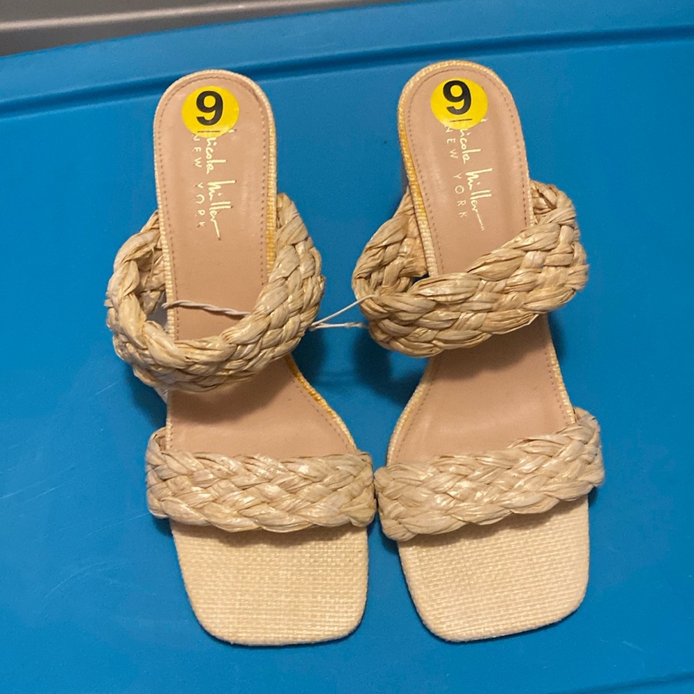 NWT Nicole Miller New York heel sandals size 9